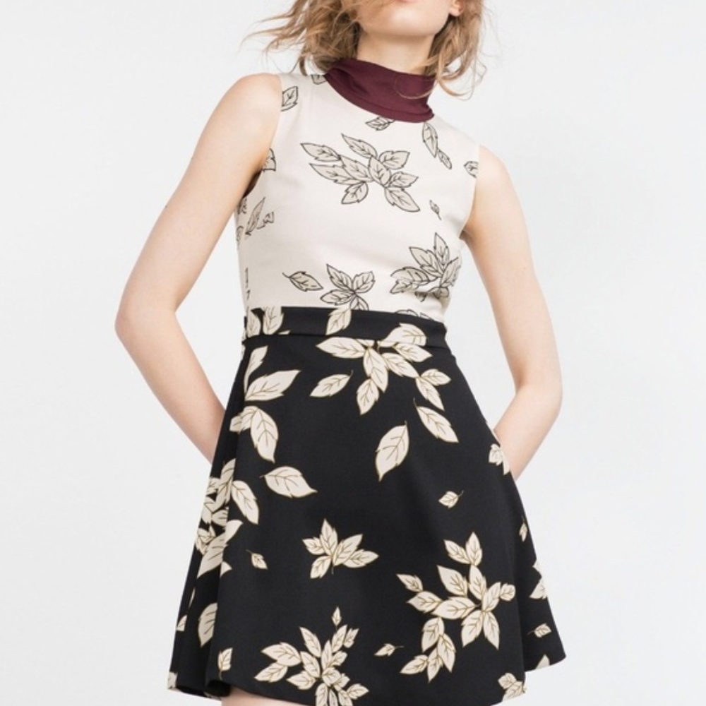 Zara – Black and White Floral Leaf Print Dress